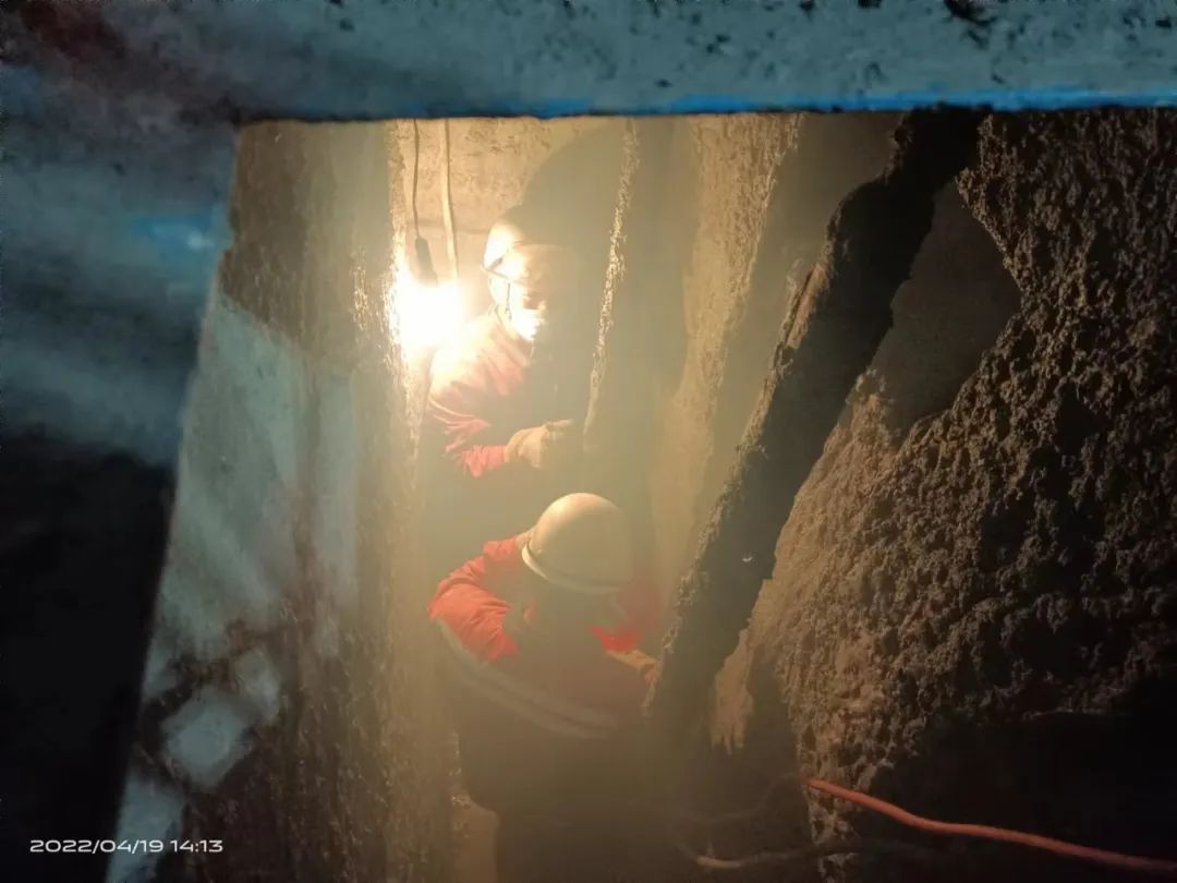 服務(wù)生產(chǎn)保平安 傾力檢修展風(fēng)采(圖3) 圖片