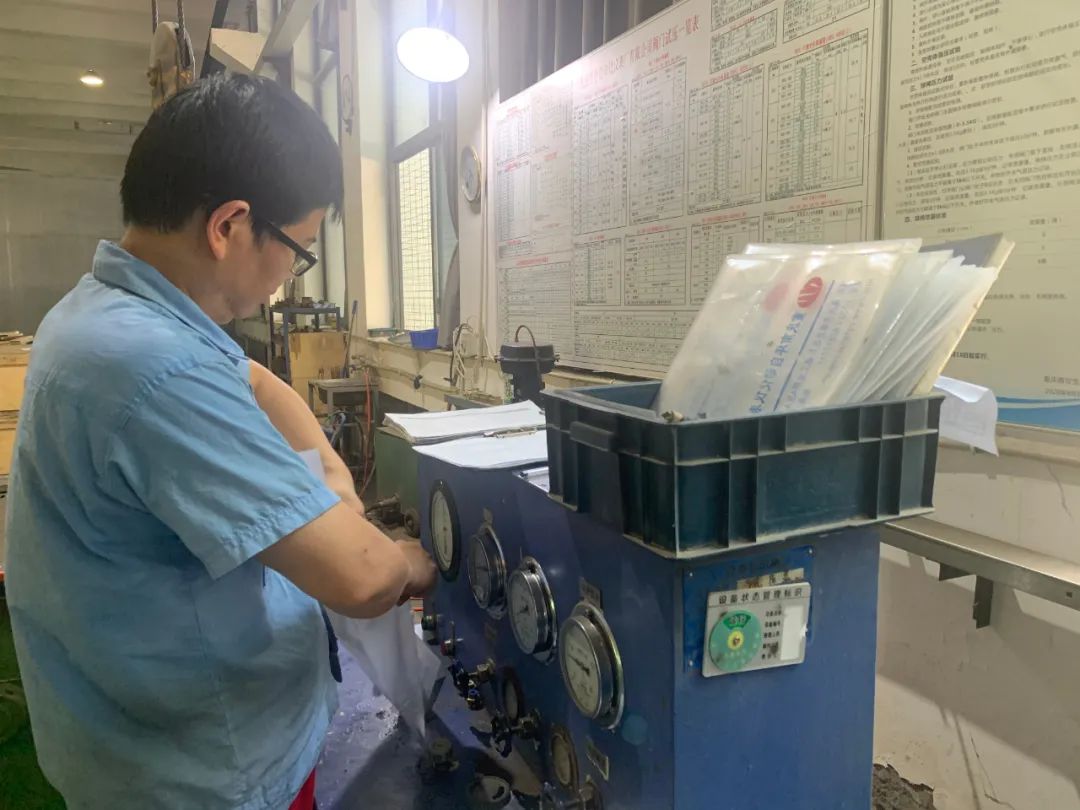 重慶南儀:搶抓時(shí)間齊奮戰(zhàn) 團(tuán)結(jié)一心促發(fā)展(圖2) 圖片