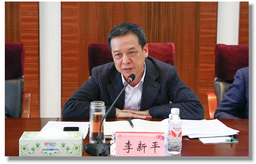 農(nóng)行湖北省分行副行長(zhǎng)李新平一行到訪宜化集團(tuán)(圖3) 農(nóng)行湖北省分行副行長(zhǎng)李新平一行到訪宜化集團(tuán)(圖3)