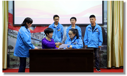 宜化集團職業(yè)技能培訓(xùn)鑒定工作正式啟動(圖3) 宜化集團職業(yè)技能培訓(xùn)鑒定工作正式啟動(圖3)