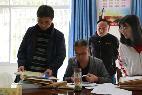 湖北省應(yīng)急管理廳到礦業(yè)公司開(kāi)展專(zhuān)項(xiàng)執(zhí)法檢查(圖1) 湖北省應(yīng)急管理廳到礦業(yè)公司開(kāi)展專(zhuān)項(xiàng)執(zhí)法檢查(圖1)