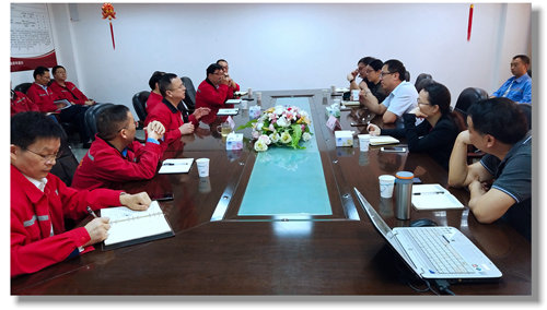 張濤帶隊(duì)到化機(jī)公司開(kāi)展專(zhuān)項(xiàng)檢查(圖1) 張濤帶隊(duì)到化機(jī)公司開(kāi)展專(zhuān)項(xiàng)檢查(圖1)