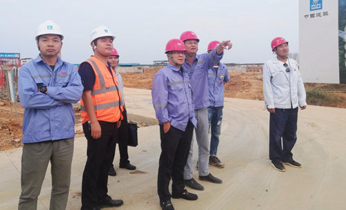 王大真節(jié)日期間現(xiàn)場察看新項目建設情況(圖1)