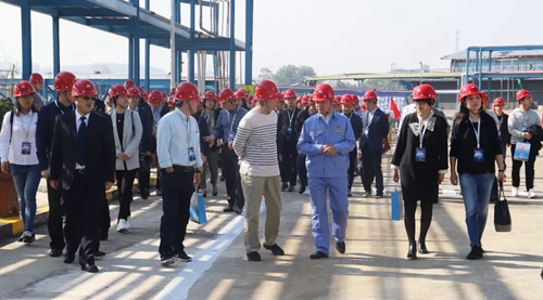 宜化集團(tuán)召開多元醇客戶商務(wù)洽談會(huì)(圖3) 宜化集團(tuán)召開多元醇客戶商務(wù)洽談會(huì)(圖3)