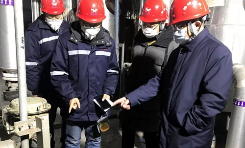 王大真春節(jié)前夕夜查股份公司(圖3) 王大真春節(jié)前夕夜查股份公司(圖3)