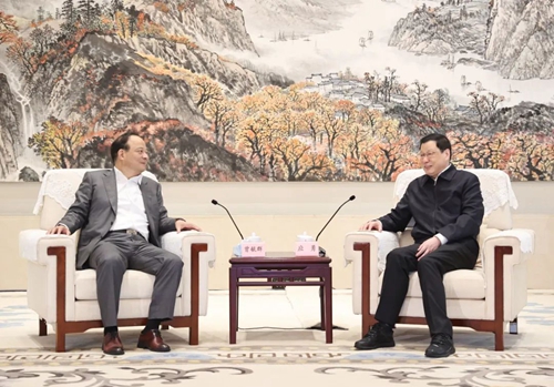 寧德時代在鄂投資布局新能源汽車動力電池產(chǎn)業(yè)！應(yīng)勇王忠林與曾毓群座談(圖1)