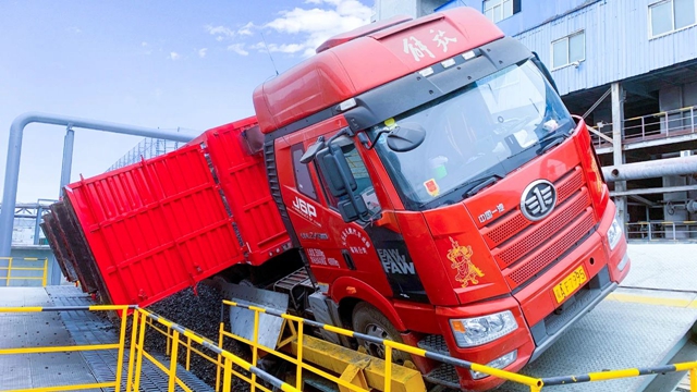 現(xiàn)場(chǎng)無(wú)人化！新疆宜化自動(dòng)卸車系統(tǒng)上線(圖2)