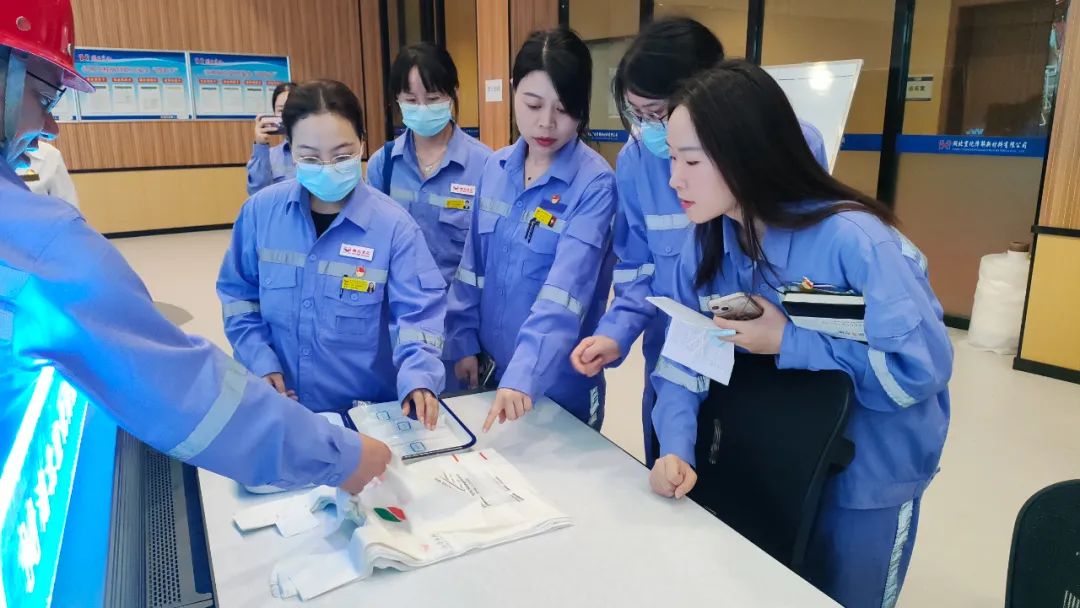 參觀新項目感受新變化更添新干勁！股份公司組織青年職工交流座談