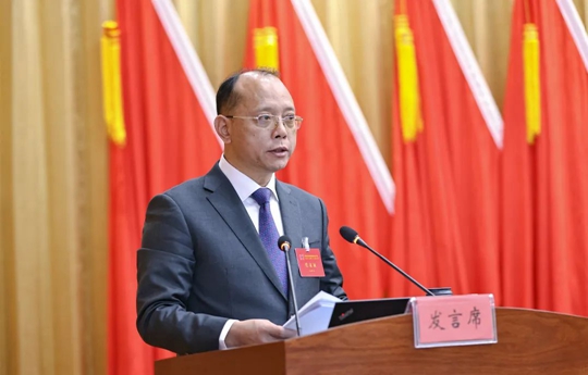 宜化集團(tuán)2023年度總結(jié)表彰、改革創(chuàng)新暨七屆三次職工代表大會開幕(圖4)