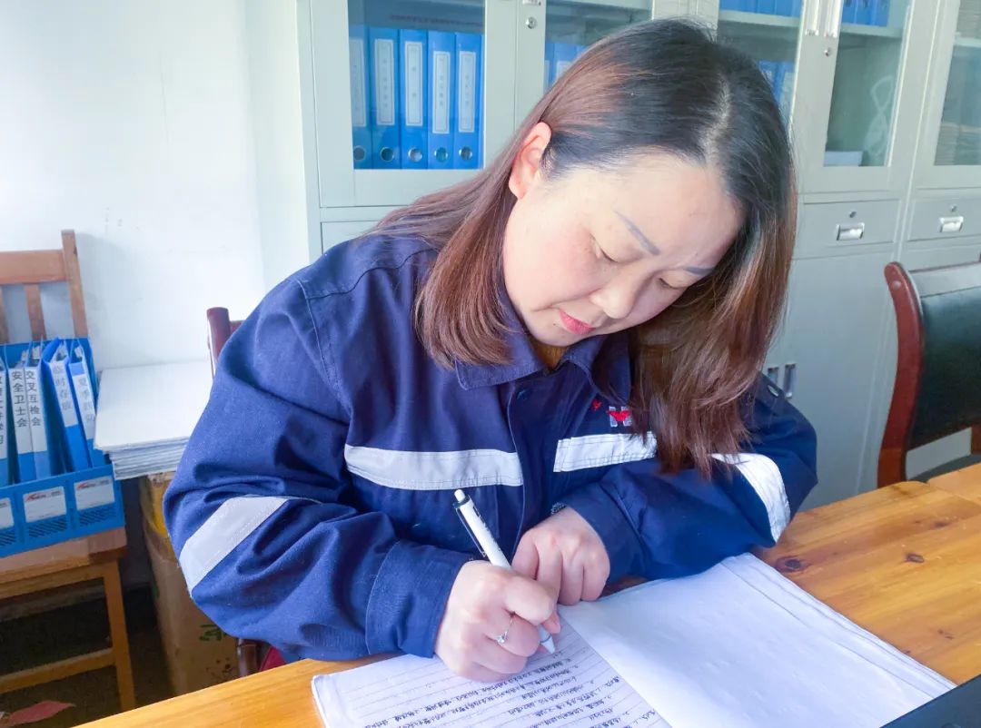 【宜化榜樣】宜化礦業(yè)黃小燕：礦山里的“黃督督”，安全上的內(nèi)當(dāng)家(圖5)