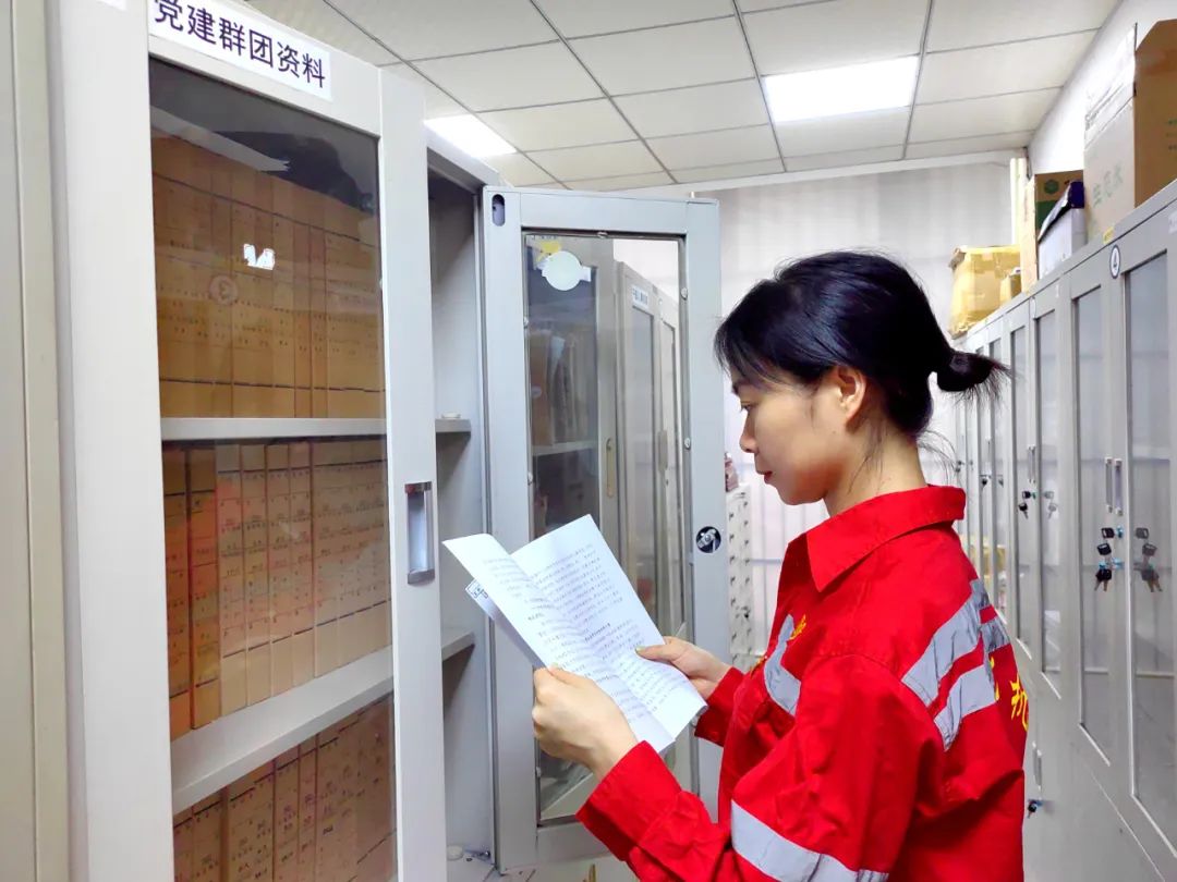 【宜化榜樣】化機(jī)公司李丹：提升素質(zhì)強(qiáng)技能，勇于奉獻(xiàn)顯擔(dān)當(dāng)(圖4)