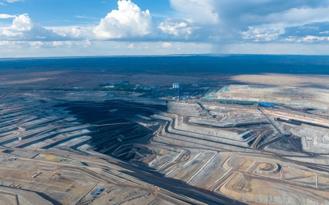 新疆宜化礦業(yè)被確認(rèn)為中級(jí)智能化煤礦(圖1) 新疆宜化礦業(yè)被確認(rèn)為中級(jí)智能化煤礦(圖1)