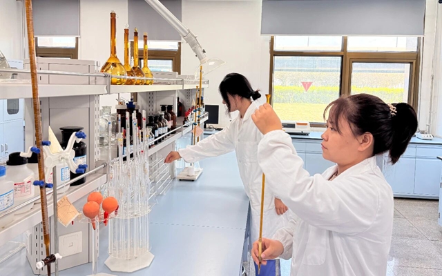 新疆宜化榮獲全國第二十次水泥品質(zhì)指標(biāo)檢驗(yàn)大對(duì)比“優(yōu)良獎(jiǎng)”