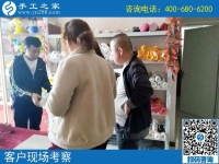 3月21日，在家做什么手工活能掙錢？大家都選這個賺錢的手工活。手工之家接待考察加工客戶剪影