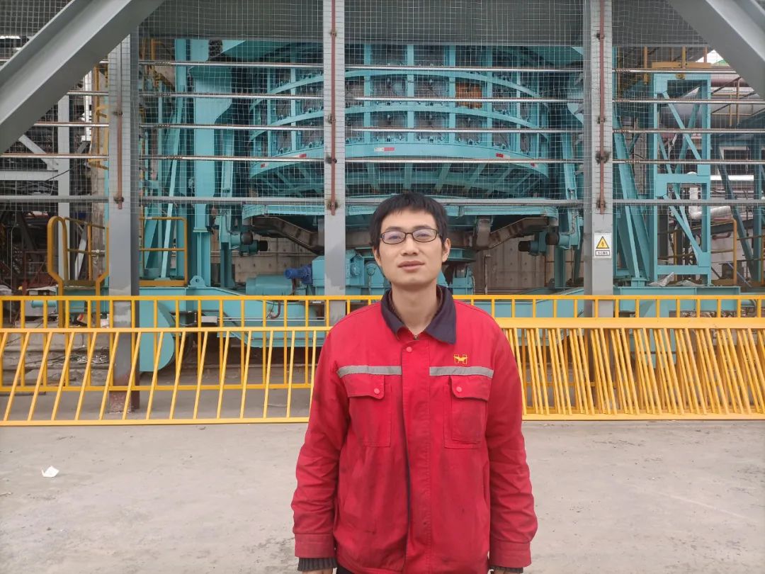 【生產(chǎn)技術(shù)標(biāo)兵】預(yù)決算部秦偉民:忠于職守勤鉆研 愛(ài)崗敬業(yè)勇?lián)?zé)(圖1) 圖片