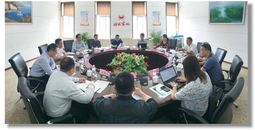 甕福集團(tuán)羅永留、開(kāi)磷集團(tuán)杜紹倫一行到訪宜化集團(tuán)