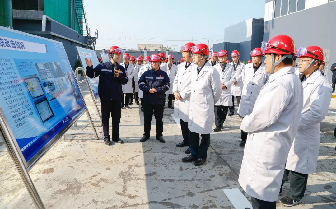 全省?；菲髽I(yè)安全設計診斷復核及專家駐企檢查幫扶工作現(xiàn)場會在宜召開