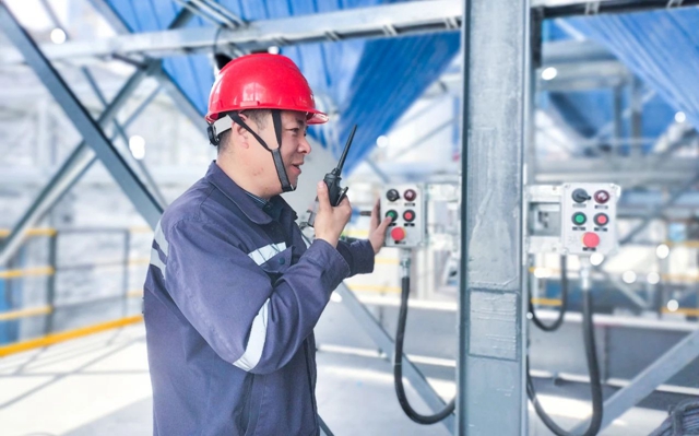 青海宜化2#燃氣三筒窯一次性點火開車成功！