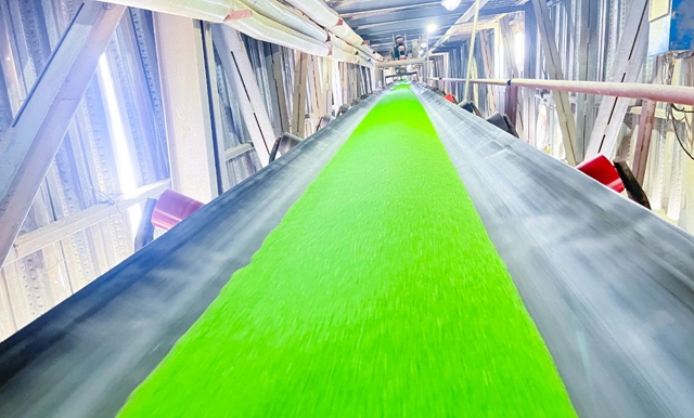 新疆天運新產(chǎn)品海大力尿素成功下線！